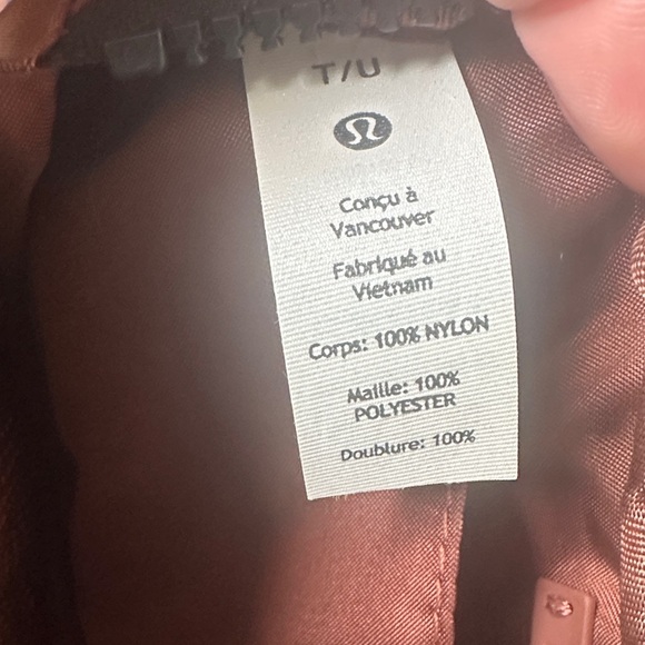 Lululemon Athletica Men's Belt Bag in Brown and Black - Picture 4 of 4